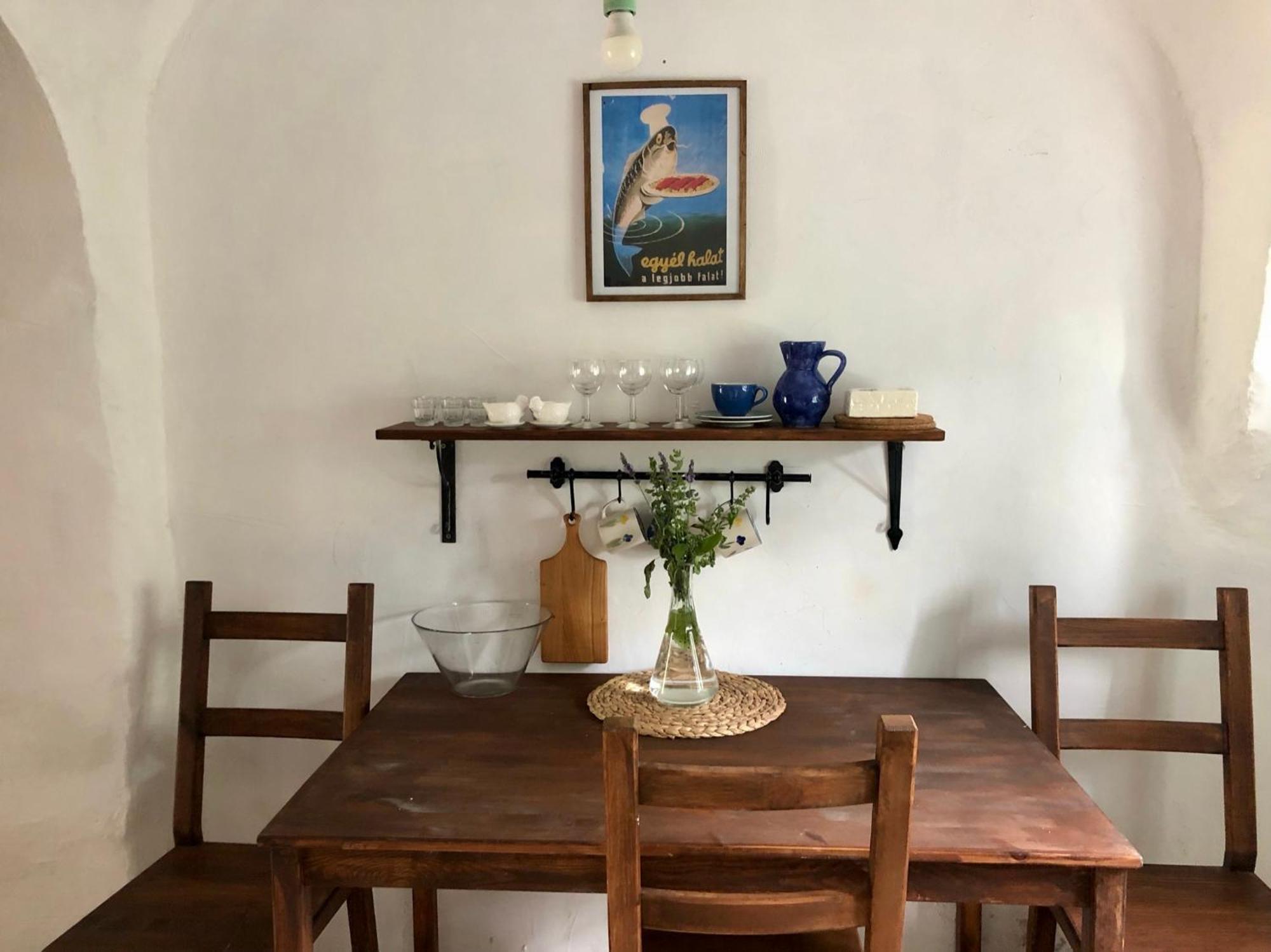 Káli Kerted Vendégházak Karolin néni háza Monoszlo Extérieur photo